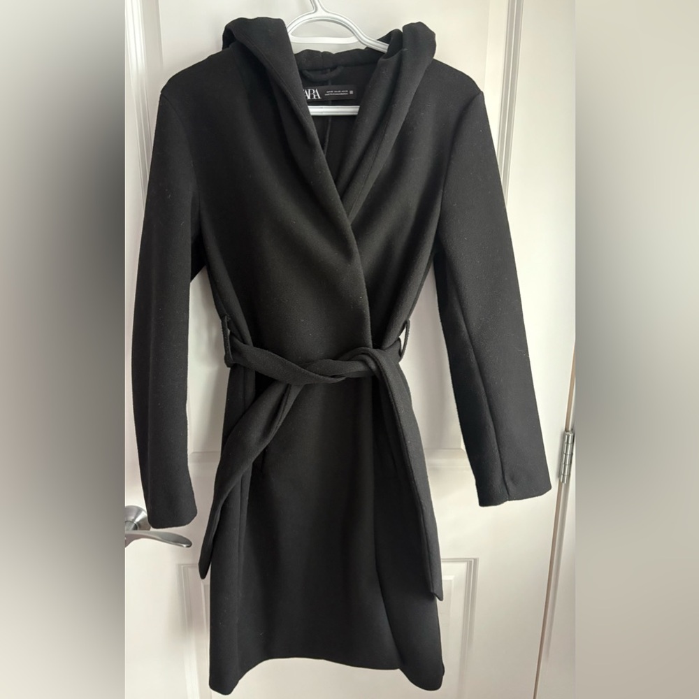 Zara Black Belted Coat. Size XS/S